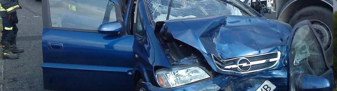 Serper Servicios Periciales Tenerife vehículo chocado